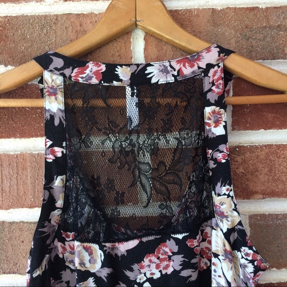 Floral dress - Picture 2 of 4