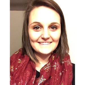 Meet your Posher, Emily