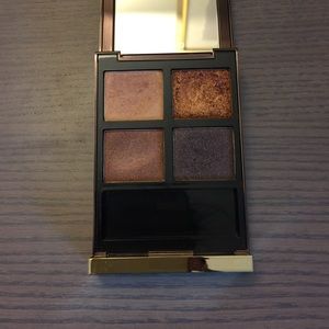 Tom Ford Other - Gently used Tom Ford eyeshadow quad Tom Ford Other - Gently used Tom Ford eyeshadow quad