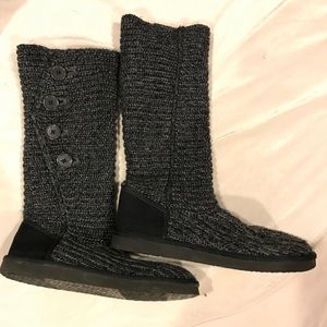 UGG Style Button-up Boots | size: 8