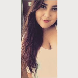 Meet your Posher, Briana