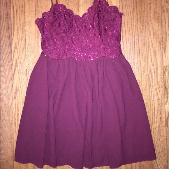 Urban Outfitters Dress - Picture 2 of 2