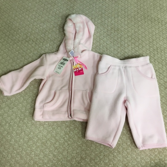 NWT infant fleece set