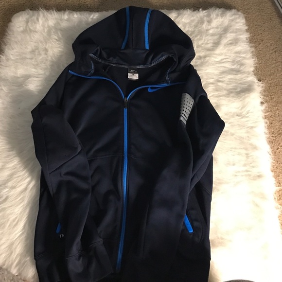 Brand new Nike zip up size small