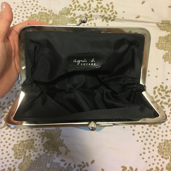 Agnes B clutch with coin purse style silver frame - Picture 2 of 3