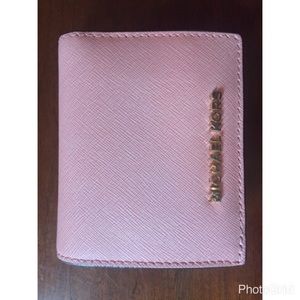 Micheal kors wallet