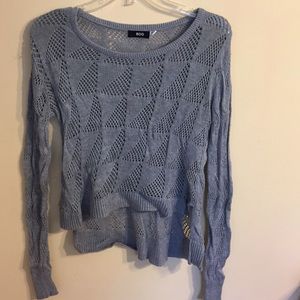 High low gray knit sweater.