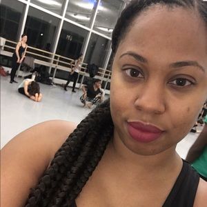 Meet your Posher, Latoya