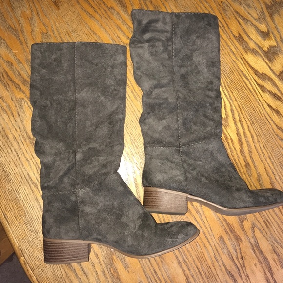 Gray suede boots women's size 10