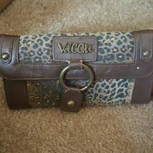 Volcom wallet