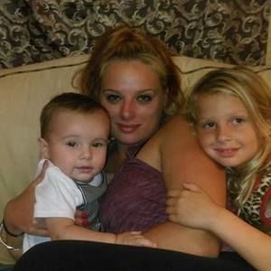 Meet your Posher, Macy