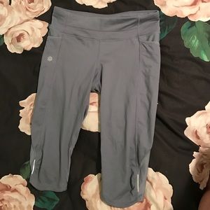 Athletes running tights w/ pockets!