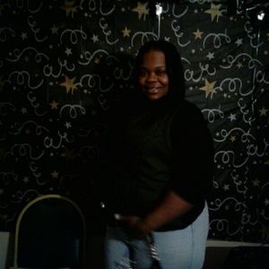 Meet your Posher, Latasha