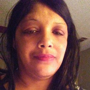 Meet your Posher, Adeline