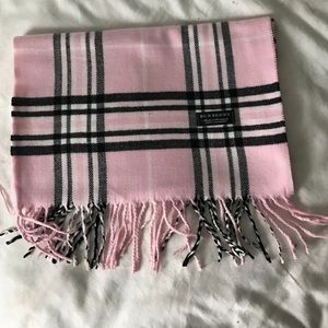 baby pink burberry scarf
