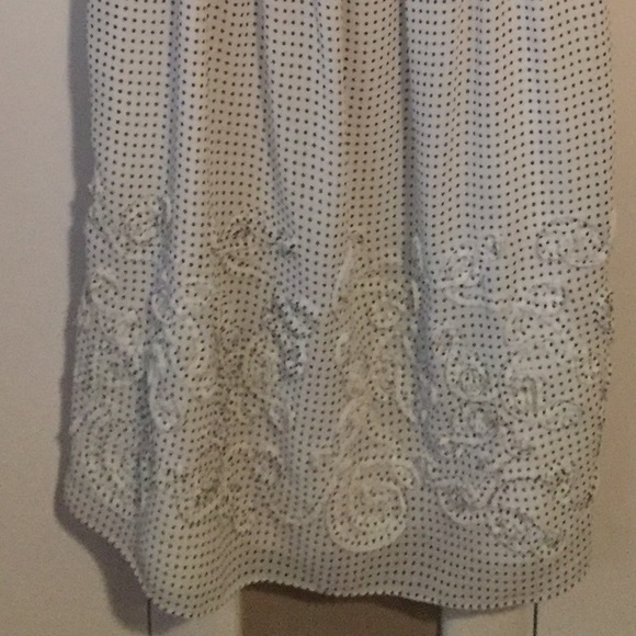 Black and white dress - Picture 4 of 4