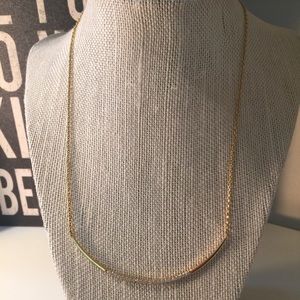 BNWT Stella & Dot Crescent Necklace