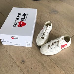 COMME des GARÇONS converse