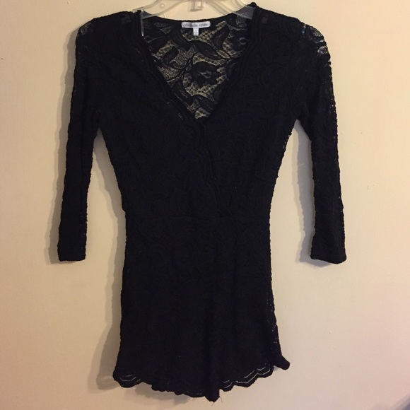 3/4 sleeve lace romper.