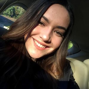 Meet your Posher, Monique