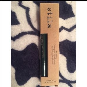 stilla green liquid eyeliner