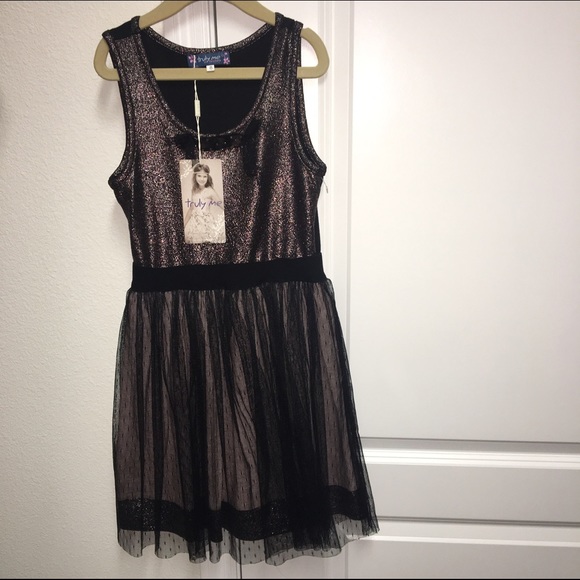 Truly Me by Sara Sara girl dress size 8 💫NEW💫