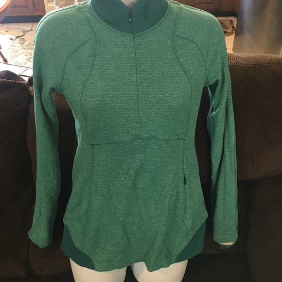 🍋LULULEMON  runderful 1/2 zip🍋