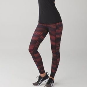 Lululemon Twisted Dune Alarming Black Speed Tights