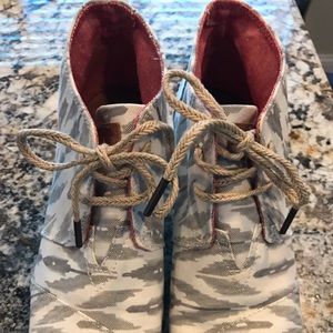 Toms Desert Wedges Boot