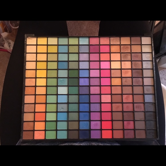elf ultimate eyeshadow palette