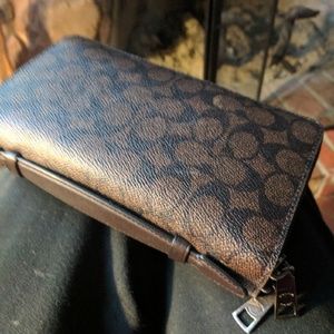Coash travel wallet