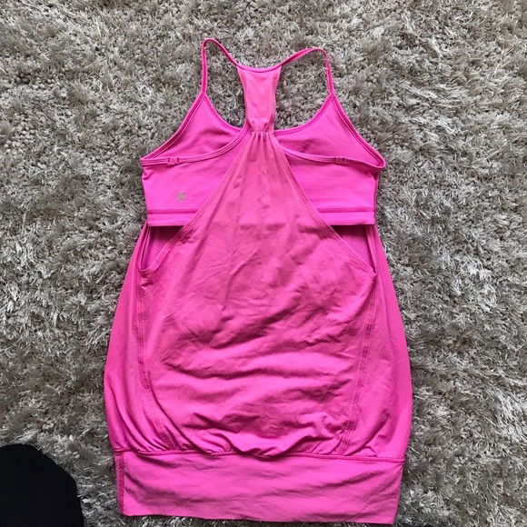Lululemon No Limits tank