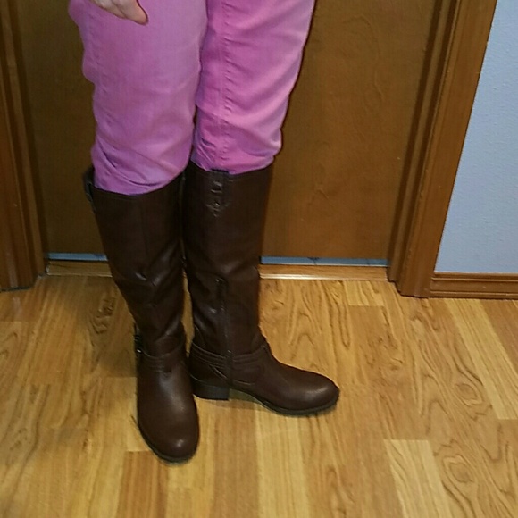 Brown boots