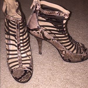 Olive green snake skin nine west heels