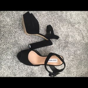 Steve Madden Platform  Heels