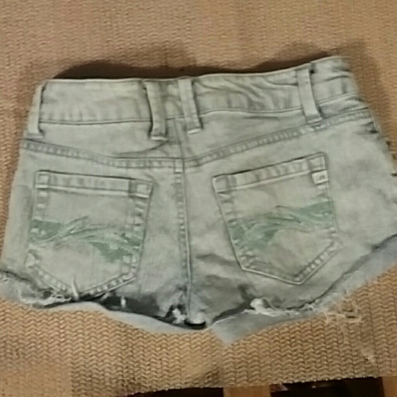 Booty shorts - Picture 2 of 3