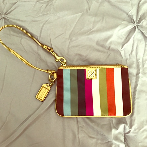NWOT Coach Wristlet