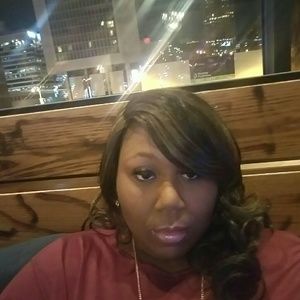 Meet your Posher, Netia