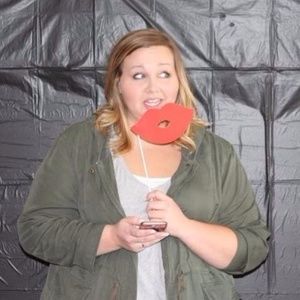 Meet your Posher, Molly