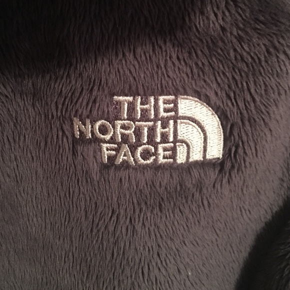 Northface Osito Jacket - Picture 2 of 4