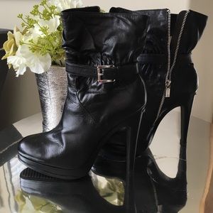 MK Black Platform Booties