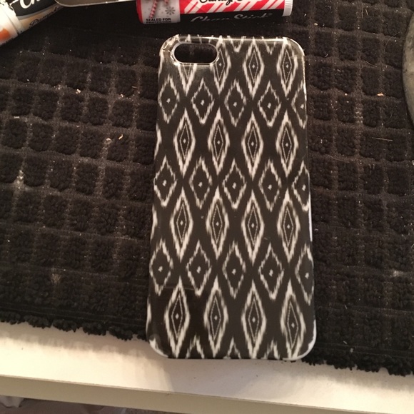 Tribal print iPhone 5 case