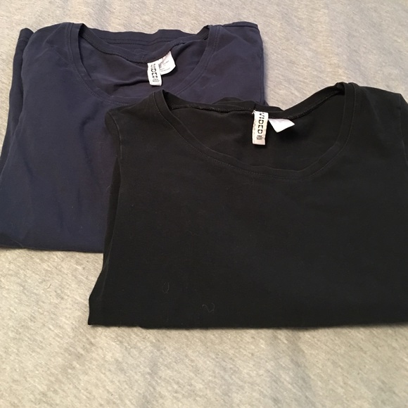 Tops - Picture 2 of 2