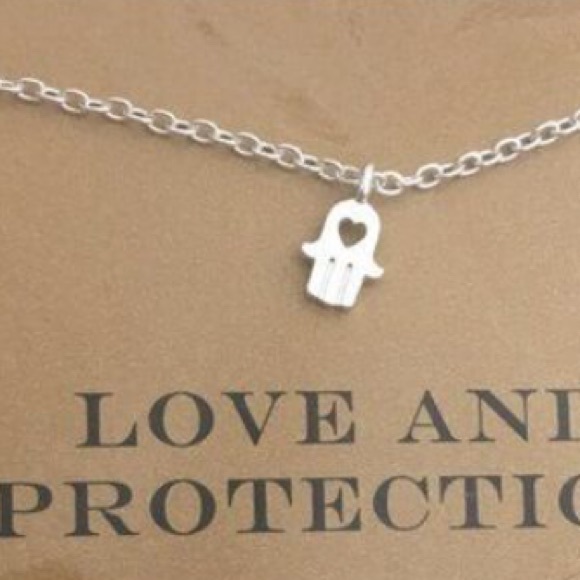 SILVER Hamsa Hand Dainty Pendant Necklace - Picture 3 of 4