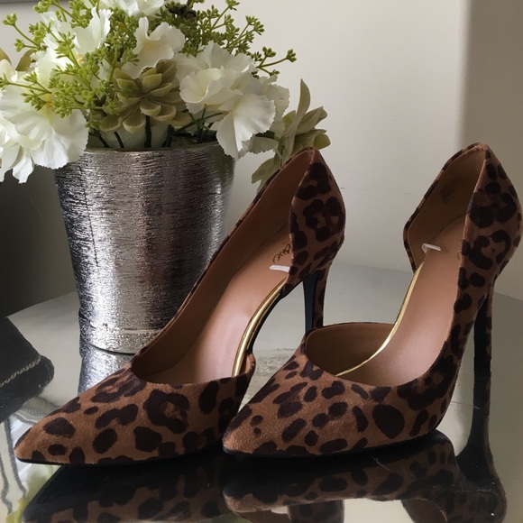 Leopard heels