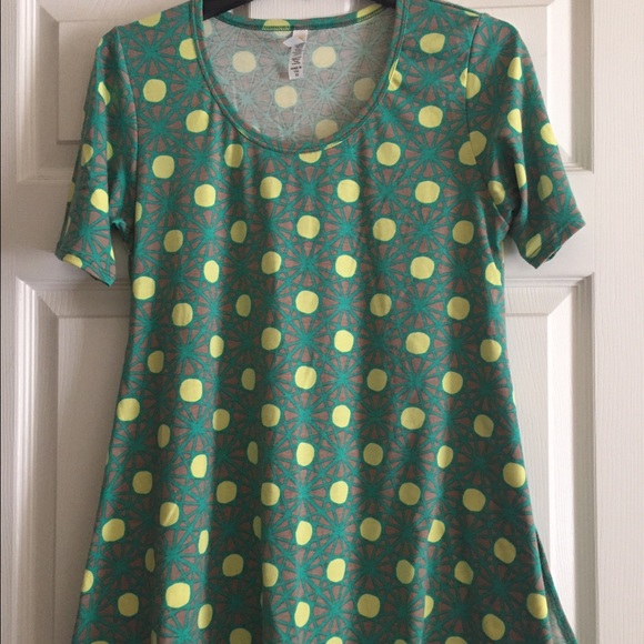 Lularoe Classic T (Tee) - Picture 1 of 2