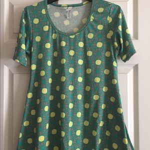 Lularoe Classic T (Tee)