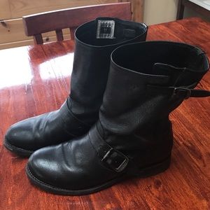 Frye Veronica Shortie