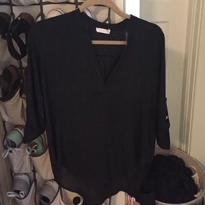 Three-quarter sleeve chic top