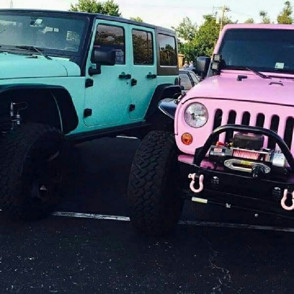 Meet your Posher, Ciara - Picture 1 of 1